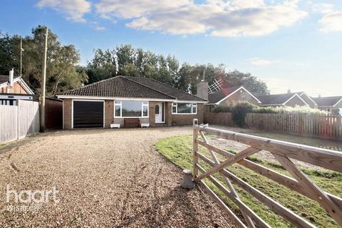 3 bedroom detached bungalow for sale, Church Way, Tydd St Mary