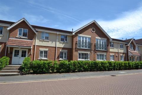 2 bedroom flat to rent, Coleridge Way Borehamwood WD6