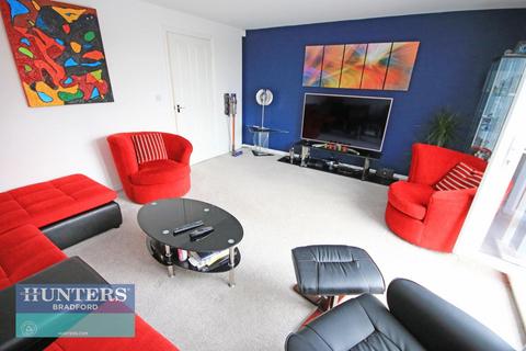 8 Carrick Drive, Pudsey, BD3 7FD