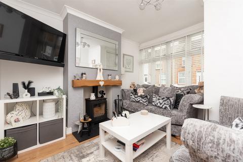 35 Alexandra Road, Gravesend, DA12 2QG