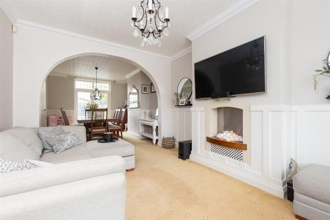 6 bedroom semi-detached house for sale, Wrotham Road, Gravesend, Kent