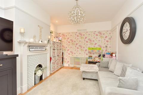 4 bedroom end of terrace house for sale, Somerset Avenue, Welling, Kent