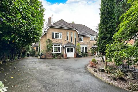 5 bedroom detached house for sale, Elmsway, Hale Barns