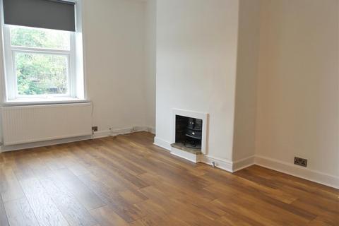 2 bedroom apartment to rent, Alexandra Crescent, Ilkley LS29