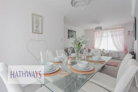 3 bedroom terraced house for sale, Pembroke Place, Llanyravon, NP44