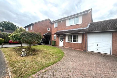 3 bedroom detached house to rent, Sherdmore Croft, Shirley, Solihull, West Midlands, B90