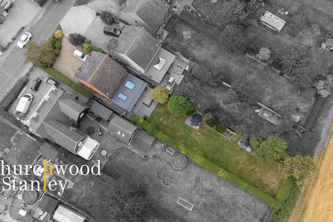 Heathfield Heath Road, Bradfield, Manningtree, CO11 2XD