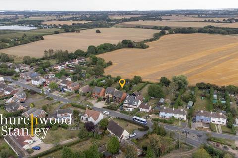 Heathfield Heath Road, Bradfield, Manningtree, CO11 2XD