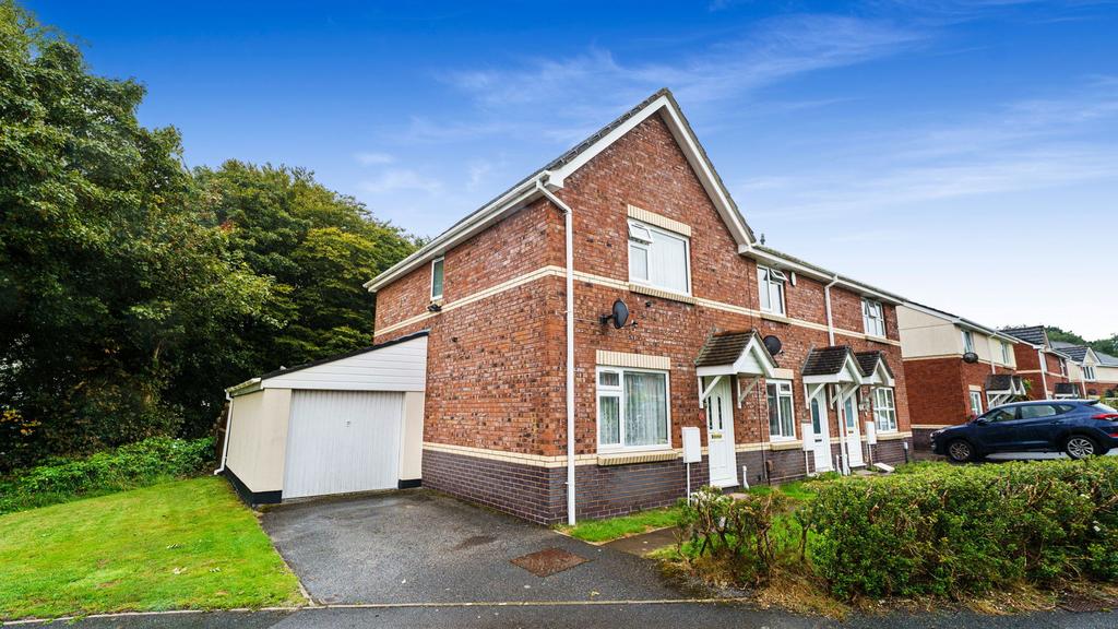 Russet Wood, Plymouth 3 bed end of terrace house for sale £260,000