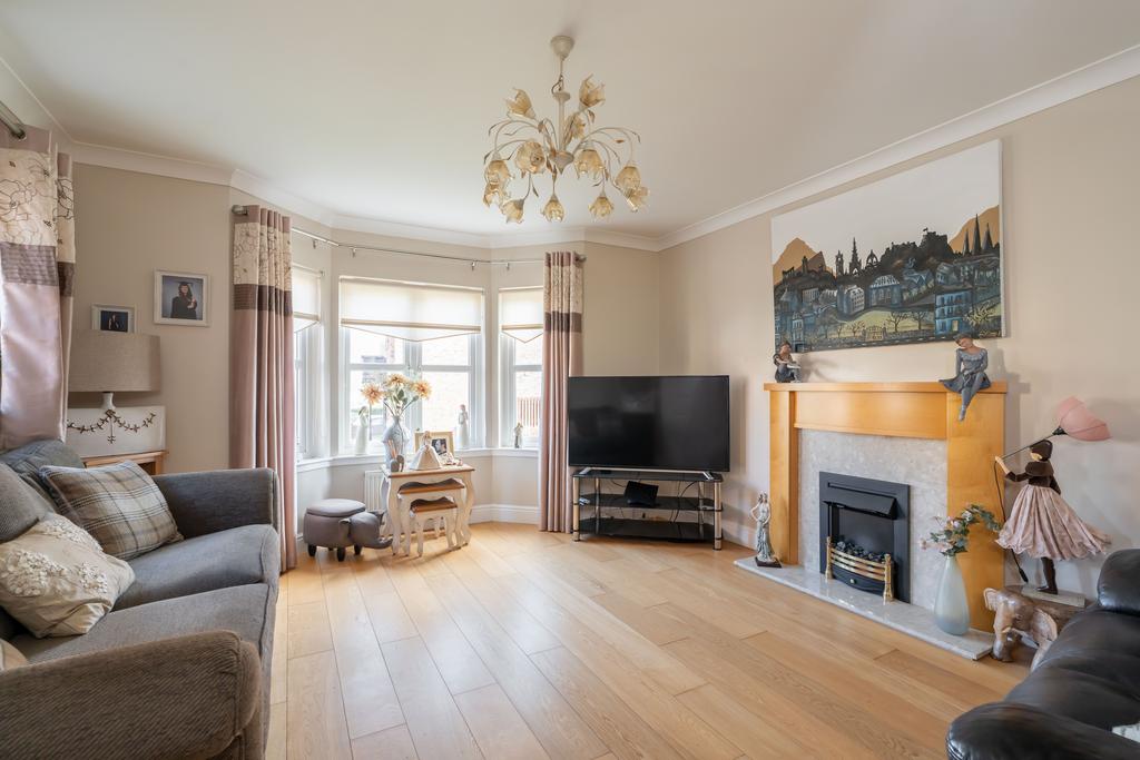 East Craigs Wynd, Edinburgh EH12 4 bed detached house for sale £540,000