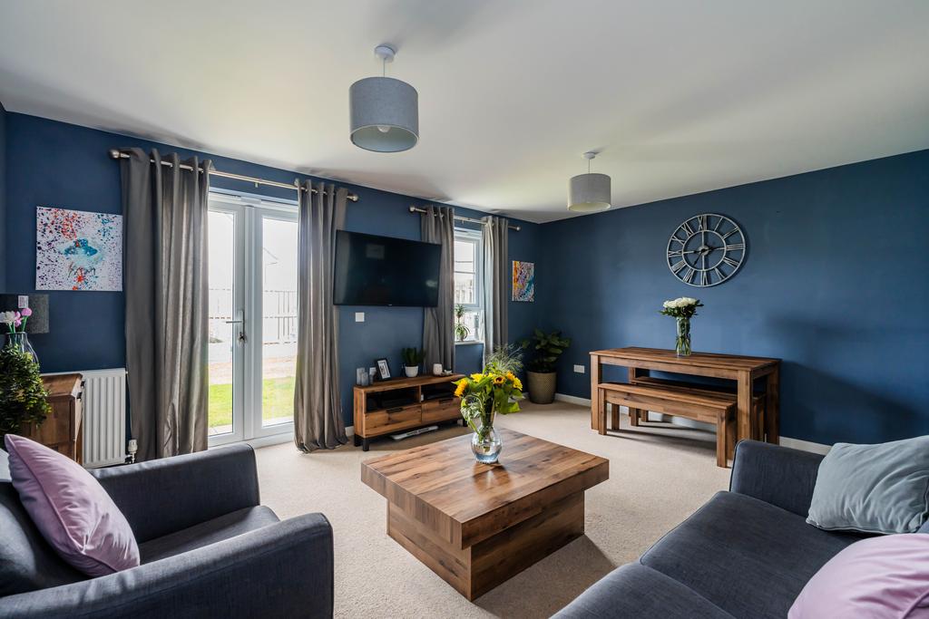 Monks Meadow, Prestonpans EH32 3 bed semidetached villa for sale £