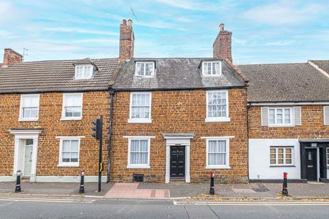 40 Broad Green, Wellingborough, NN8 4LH