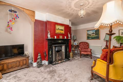 40 Broad Green, Wellingborough, NN8 4LH