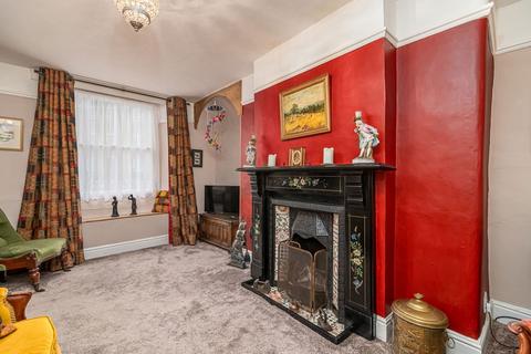 40 Broad Green, Wellingborough, NN8 4LH