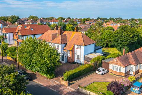 4 bedroom semi-detached house for sale, Eastwood Boulevard, Westcliff-on-sea, SS0