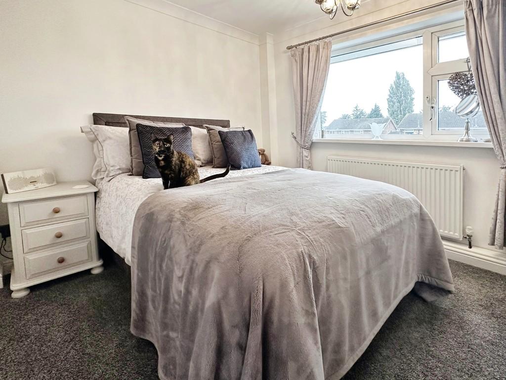 81746605-Bedroom 202 2015 20 Austen