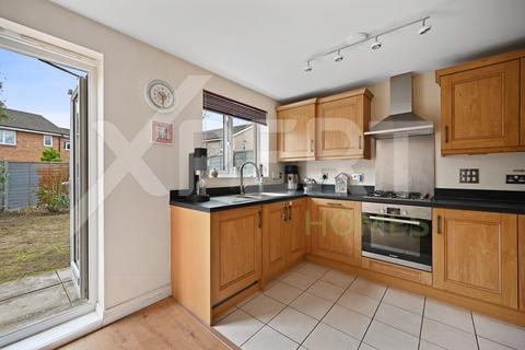 3 bedroom semi-detached house for sale, Nine Acres Close, Hayes UB3