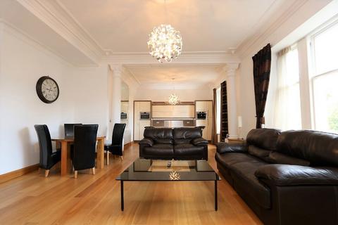 2 bedroom flat to rent, Devonshire Terrace, Glasgow, Glasgow City, G12