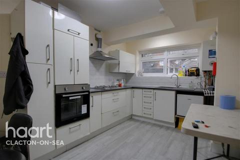 2 bedroom flat to rent, Hayes Road