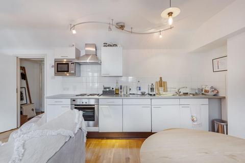 1 bedroom apartment to rent, Charlotte Street, Fitzrovia, W1T