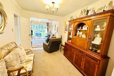 125 Violet Lane, Croydon, CR0 4HL