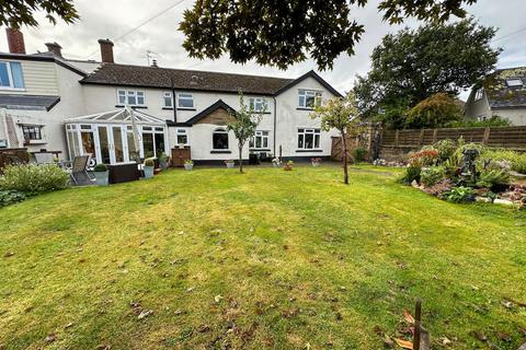 4 bedroom semi-detached house for sale, Coombeshead Road, Newton Abbot TQ12