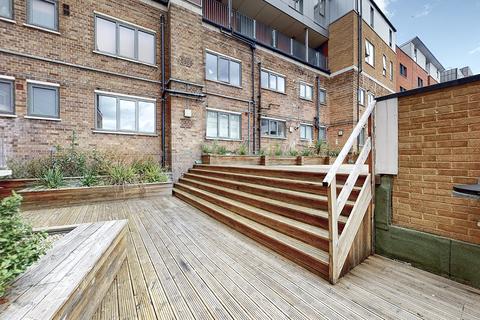 undefined, Mile End Road, London E1