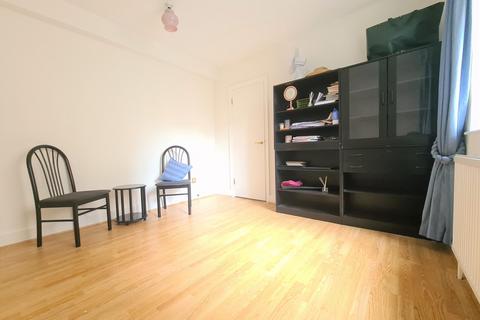 2 bedroom flat to rent, Sloane Avenue, Chelsea, London, SW3