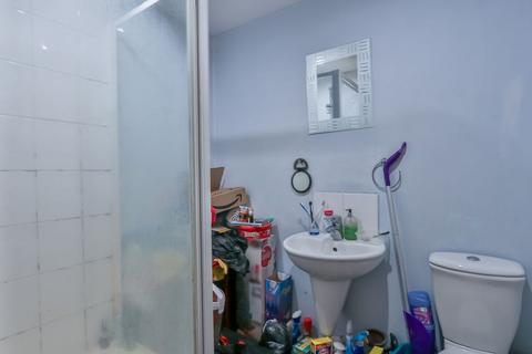 3 bedroom flat for sale, Burnaby Road, Bournemouth BH4