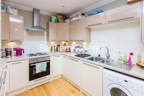 2 bedroom apartment to rent, Kensington Court Gardens, Kensington W8