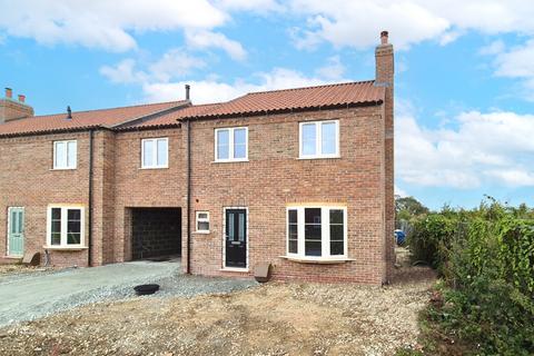 4 bedroom end of terrace house for sale, Hutton Road, Hutton Cranswick, YO25 9PN