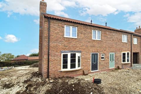 3 bedroom end of terrace house for sale, Hutton Road, Hutton Cranswick, YO25 9PN