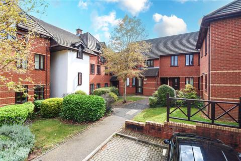 1 bedroom flat for sale, Balfour Court, Station Road, Harpenden, AL5