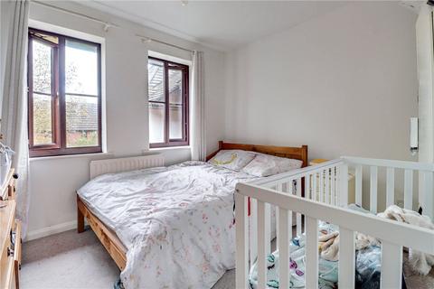 1 bedroom flat for sale, Balfour Court, Station Road, Harpenden, AL5