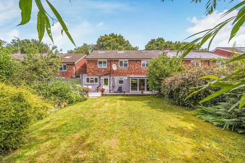 5 bedroom semi-detached house for sale, Juniper Close, Guildford