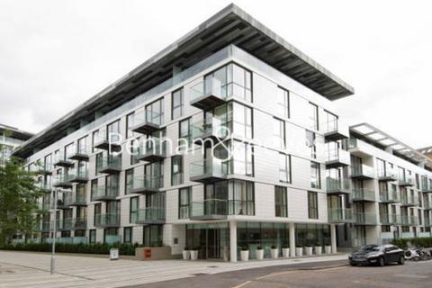 2 bedroom apartment to rent, Times Square, Aldgate East E1