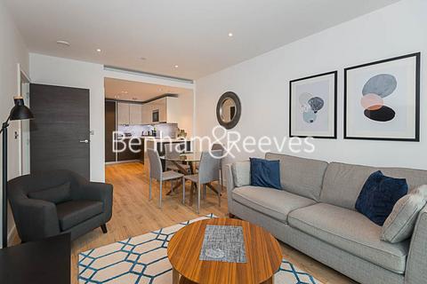 1 bedroom apartment to rent, Sovereign Court, Hammersmith W6