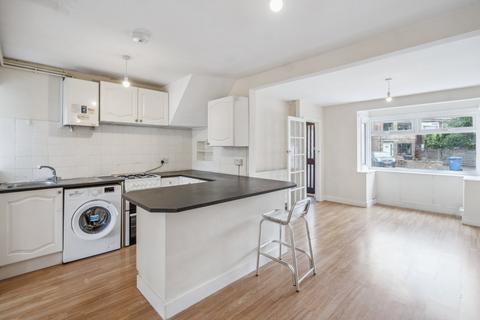 28 Skylark Road, Denham, Uxbridge, UB9 4HS
