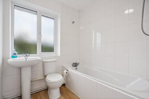 28 Skylark Road, Denham, Uxbridge, UB9 4HS