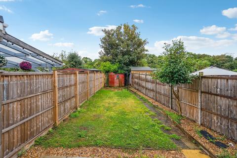 28 Skylark Road, Denham, Uxbridge, UB9 4HS