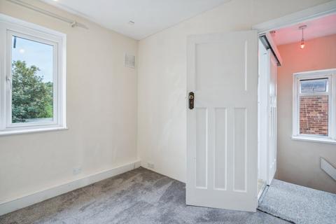 28 Skylark Road, Denham, Uxbridge, UB9 4HS