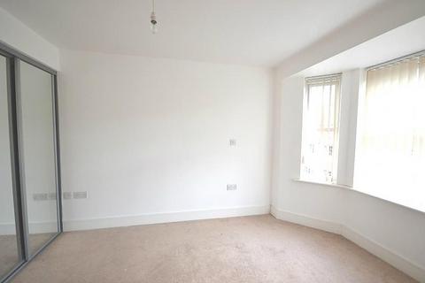 2 bedroom apartment to rent, Apprentice Drive, Colchester, CO4