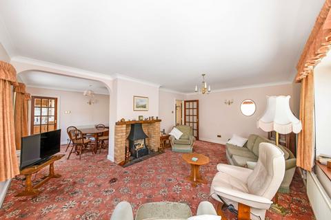 35a Staincross Common, Staincross, Barnsley, S75 6JF