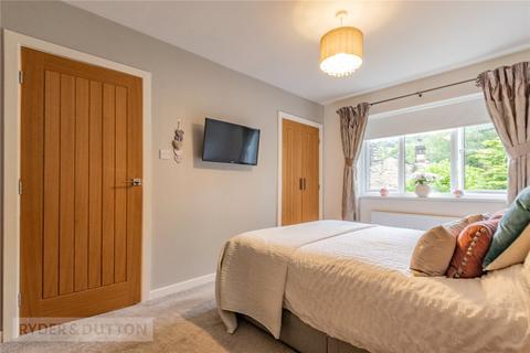 7 Bramley Close, New Mill, Holmfirth, HD9 7NW