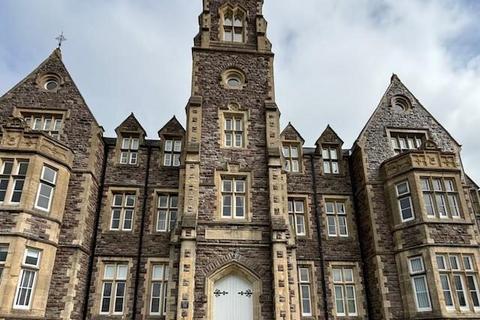 2 bedroom apartment to rent, Camden Court,  Brecon,  LD3
