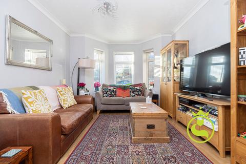 3 bedroom terraced house for sale, Warren Road, Poole BH14