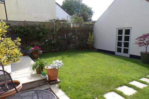 3 bedroom detached house to rent, West Down