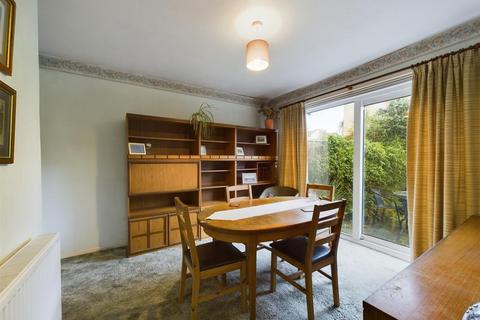 22 Buckmans Road, Crawley, RH11 7DR