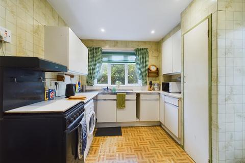22 Buckmans Road, Crawley, RH11 7DR