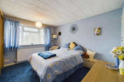 22 Buckmans Road, Crawley, RH11 7DR